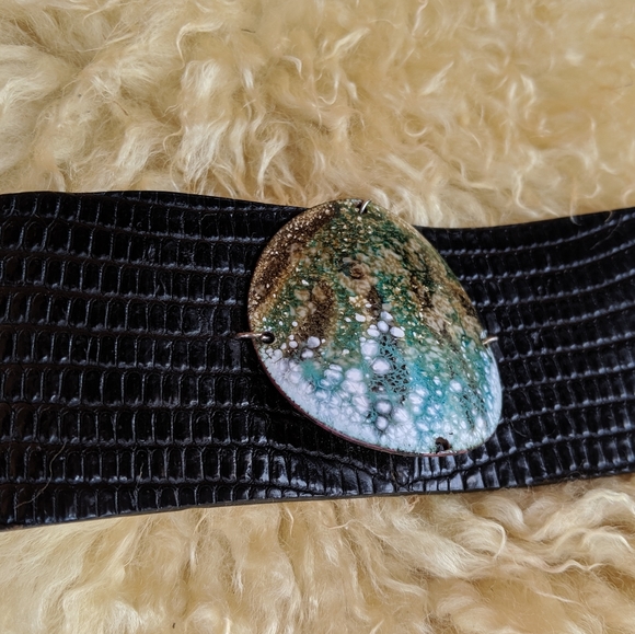 Leigh Helena lizard skin cuff bracelet - Picture 2 of 3